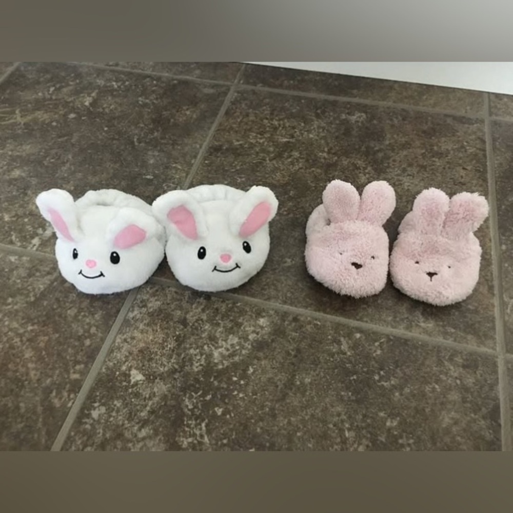 Bunny Slippers (2) - 3-6
Months
